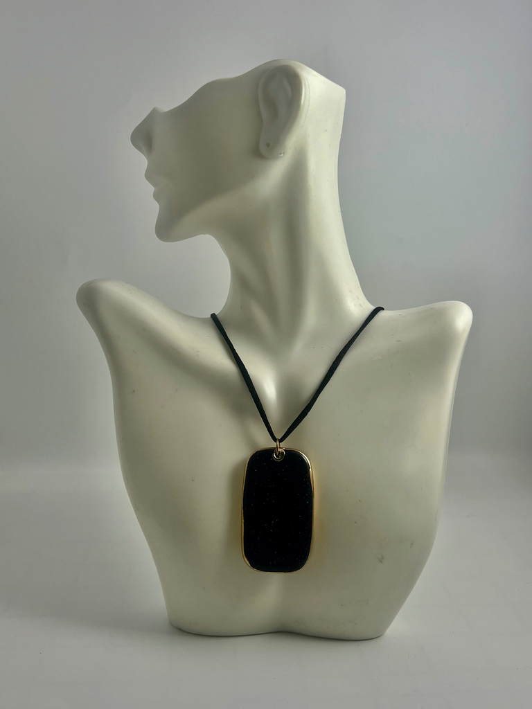 ✨ Midnight Veil Necklace